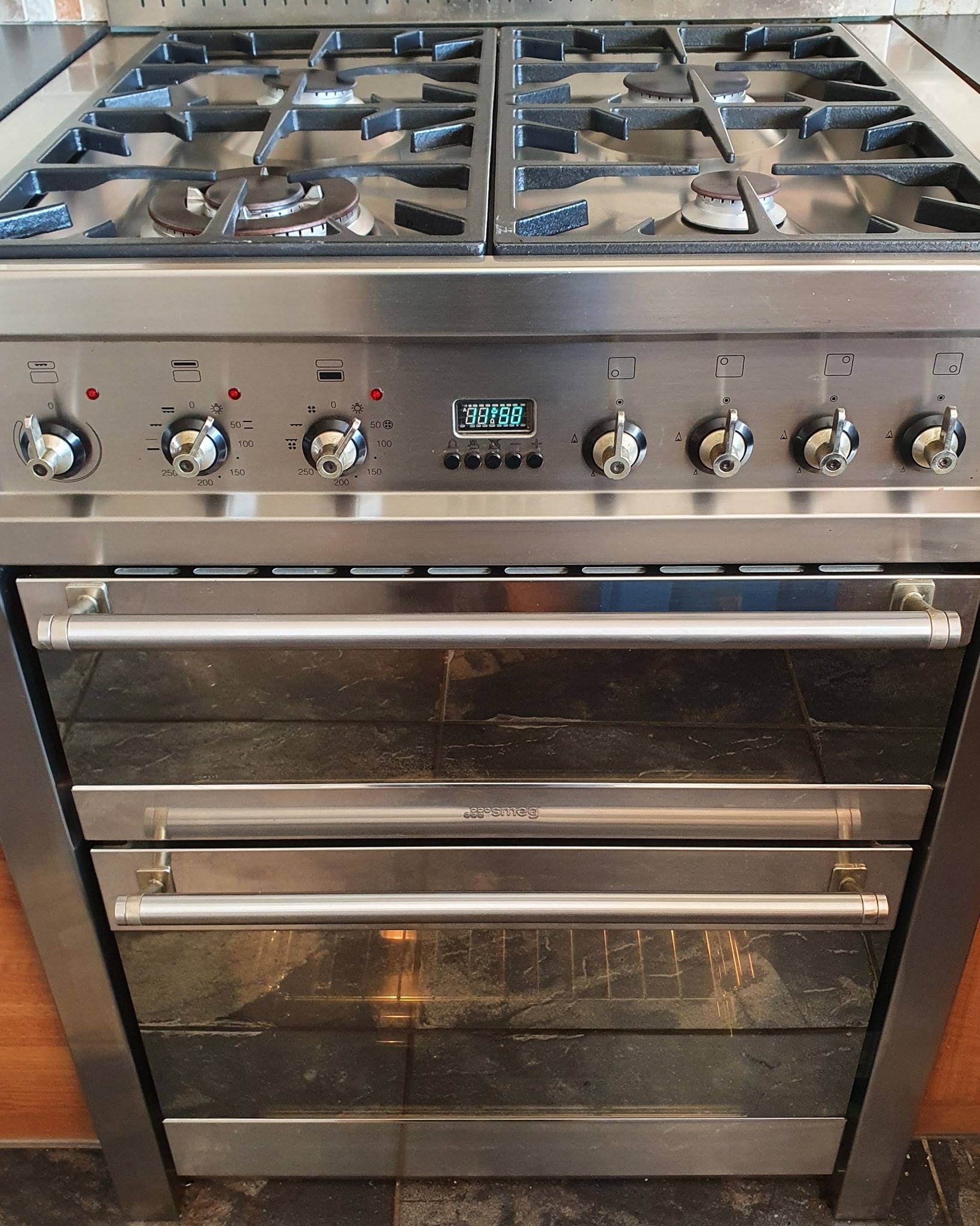 Oven Cleaning Belfast Northern Ireland | Clean Oven Belfast | Oven Cleaning NI | Oven Clean ni | Kitchen Cleaning NI | Oven Cleaning Belfast | Kitchen Appliance Cleaning Belfast | Oven Clean NI